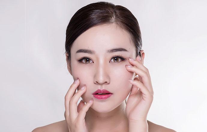 脸上出油厉害是湿气重吗（脸上出油厉害是湿气重吗吗）