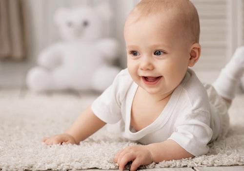 宝宝吃什么对眼睛好 两岁宝宝吃什么对眼睛好