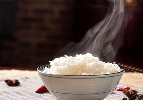 每天中午吃米饭会胖吗（午餐吃米饭会胖吗）