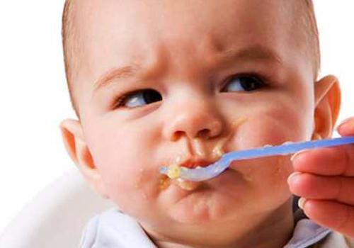 积食带给孩子的危害，远不只是影响食欲！宝宝积食怎么办