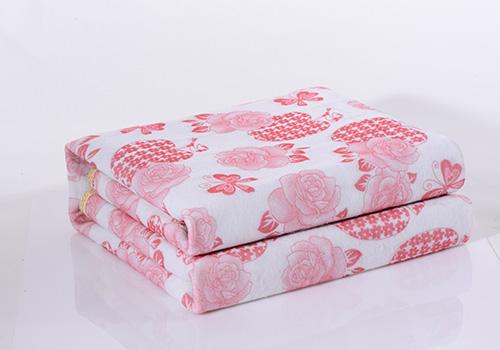 电热毯怎么使用最安全（电热毯怎么使用最安全视频）