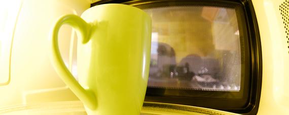 微波炉蒸米饭用什么锅好（微波炉蒸的米饭好吃吗）