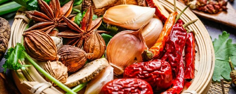 荨麻疹能吃茴香陷饺子吗 荨麻疹可以吃茴香馅吗