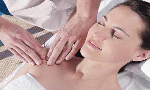 按摩对感冒有用吗 感冒按摩会好点吗