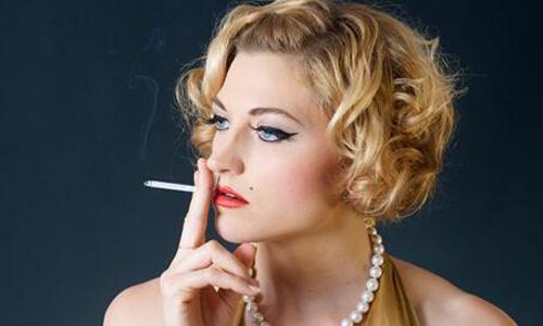 哺乳期抽烟对宝宝有什么影响（哺乳期抽烟对宝宝有什么影响大吗）