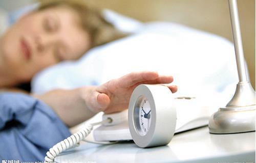 小孩熬夜有什么坏处（小孩经常熬夜有什么坏处）