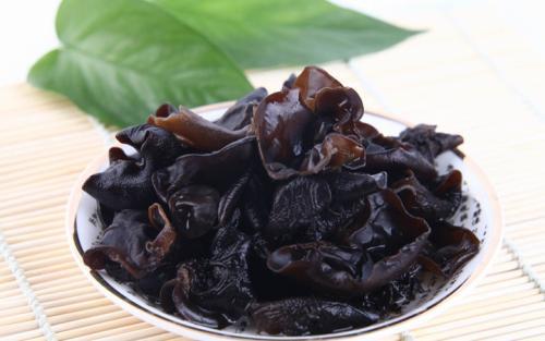 养肝排毒吃什么好（养肝排毒吃什么食物）