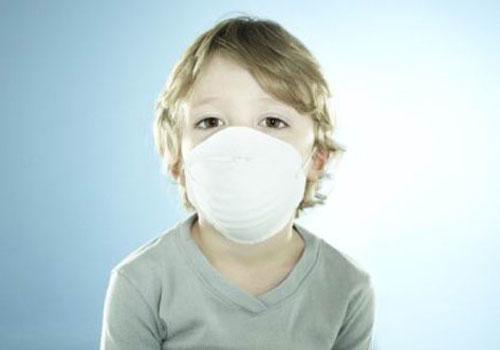 喉咙痒咳嗽痰中带血是怎么回事 咳嗽有痰喉咙痒带血是什么原因