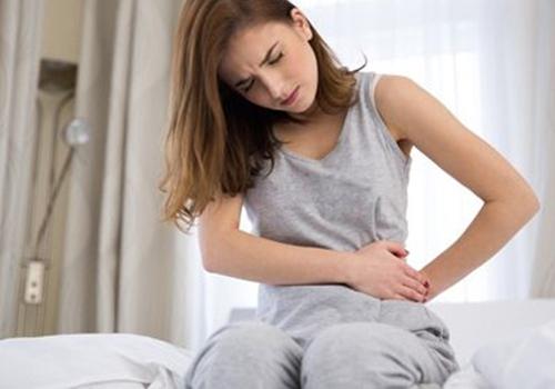 月经量少吃什么可以改善(月经量少喝什么可以改善)