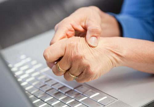 类风湿性关节炎的自我疗法 类风湿性关节炎的自我疗法有哪些呢?