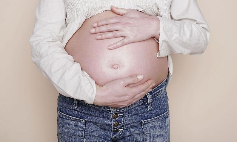 孕期痔疮怎么办(孕期痔疮怎么办,有个肉球)