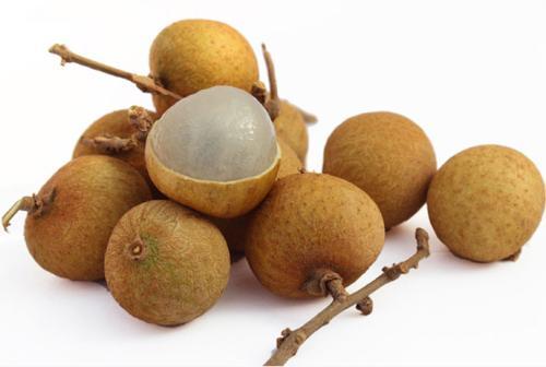 促进睡眠的食物（七种促进睡眠的食物）