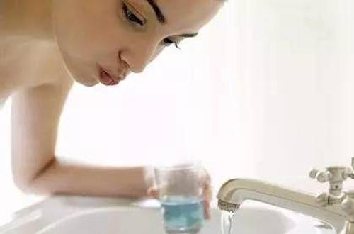 上火牙龈肿痛怎么办 智齿上火牙龈肿痛怎么办