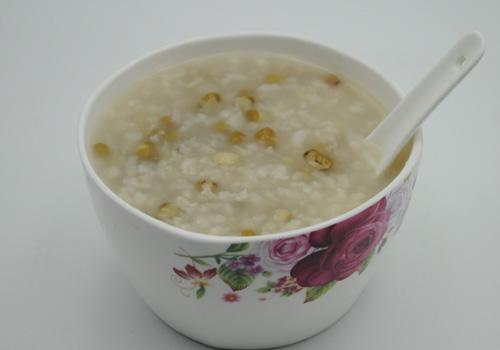 经期可以喝绿豆汤吗 月经期喝绿豆汤好不好