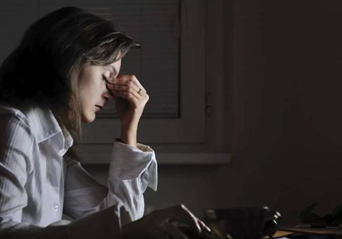 春季熬夜有什么危害（春天熬夜的坏处）