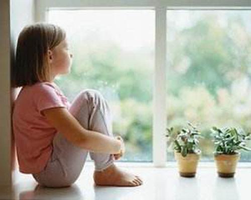 儿童抑郁症的表现 正确对待抑郁儿童的方式