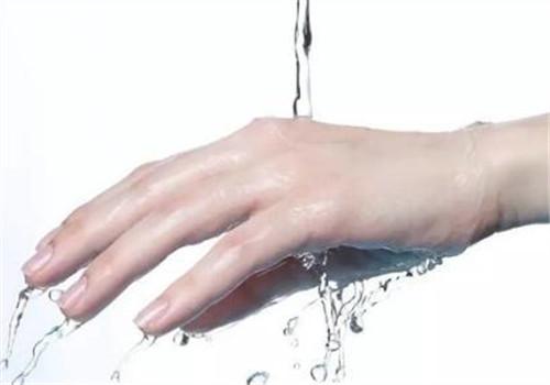 被开水烫伤怎么办 小孩子被开水烫伤怎么办