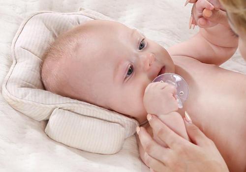 宝宝肠胃炎怎么办 8个月宝宝肠胃炎怎么办