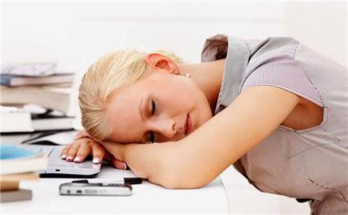 中午午睡的好处（孩子中午午睡的好处）