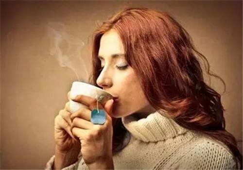 熬夜喝什么饮料提神（熬夜喝什么饮料提神醒脑）