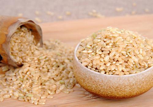 老年人胃不好吃什么养胃（老年人胃子不好吃什么养胃）