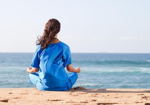 练瑜伽后腰疼怎么恢复（练完瑜伽后腰疼怎么办）