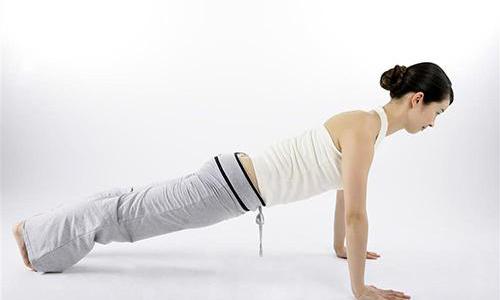 一天做50个俯卧撑好吗(每次做50个俯卧撑)