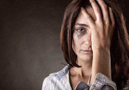 眼睛哭肿了怎么快速消肿 前一天眼睛哭肿了怎么快速消肿