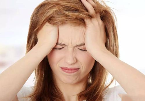 月子里哭有什么危害(月子里哭有什么危害吗)