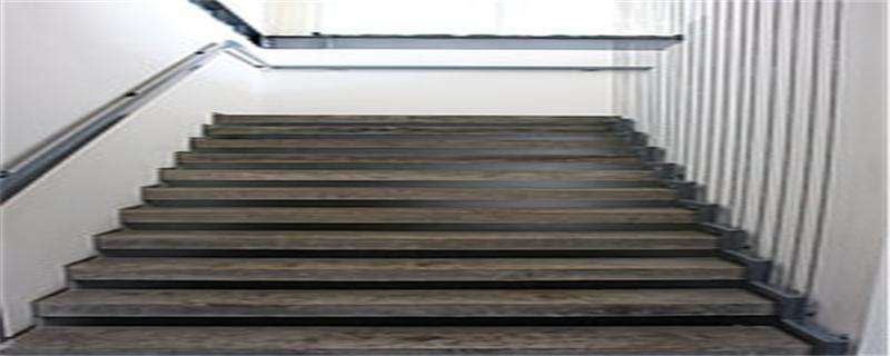 冬天爬楼梯好还是跑步 冬天爬楼梯好吗