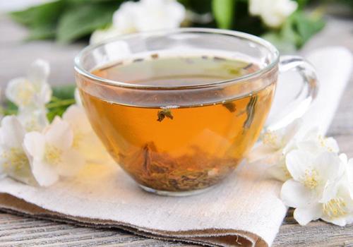 喝什么美白皮肤最有效（皮肤美白喝什么好）