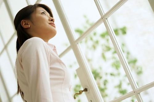 胆结石有什么症状 胆结石有什么症状表现后背会疼吗