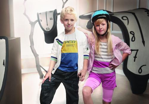 小孩脚黄是怎么回事（小儿脚黄是怎么回事）