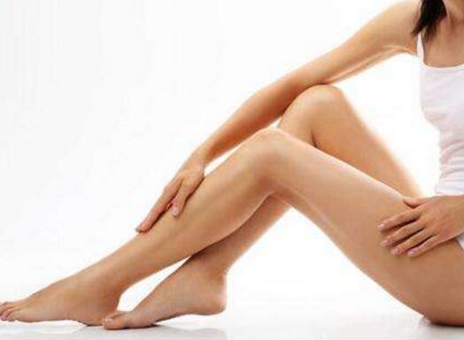 平板支撑腿会变粗吗(做平板支撑手臂会变粗吗)