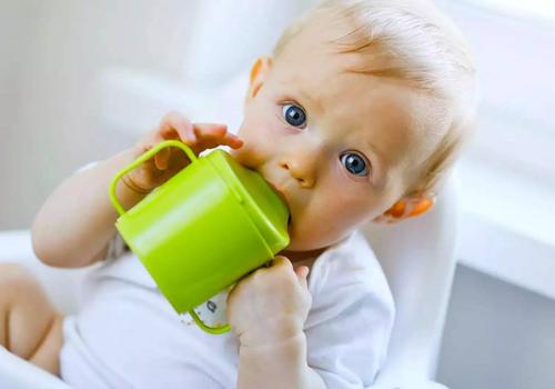 秋季幼儿保健小常识（秋季幼儿保健小常识温馨提示）