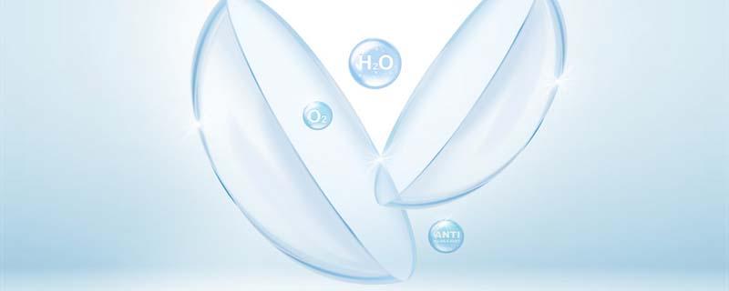 第一次戴隐形眼镜有点模糊正常吗（第一次戴隐形眼镜很模糊）