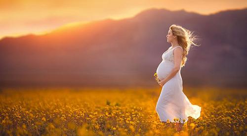 孕妇穿高跟鞋对胎儿有影响吗(孕妇穿高跟鞋对胎儿有什么影响)