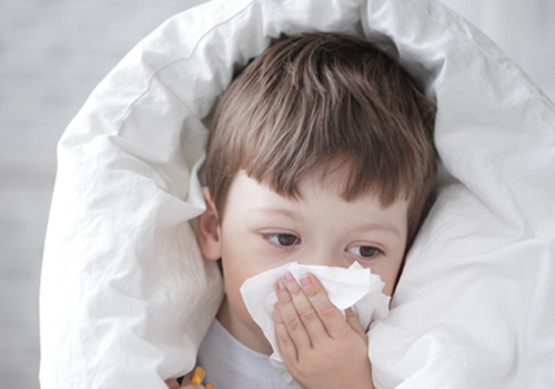 宝宝感冒咳嗽鼻塞怎么办（两个月大的宝宝感冒咳嗽鼻塞怎么办）