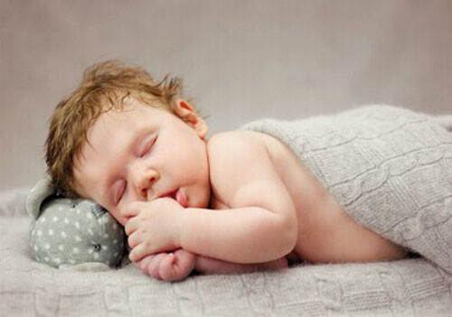 宝宝睡觉出汗多是什么原因（四岁宝宝睡觉出汗多是什么原因）