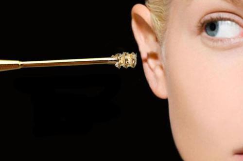 耳朵总是痒怎么回事 左边耳朵总是痒怎么回事