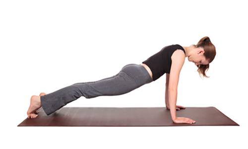 俯卧撑分组做好还是一次性做好 俯卧撑一次性做完还是分组