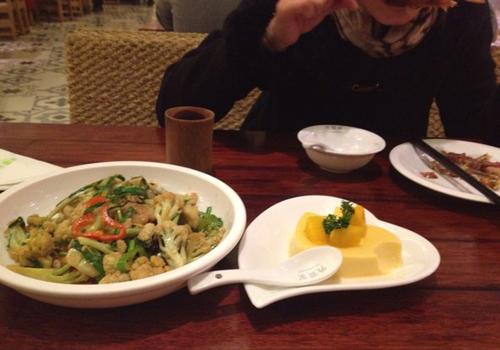 晚餐吃的晚有什么危害 晚餐吃的晚有什么危害嘛