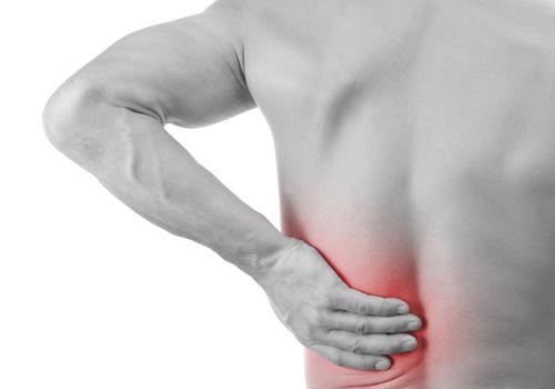 后背疼痛是什么原因，看完吓一跳 后背瞬间疼痛是怎么回事