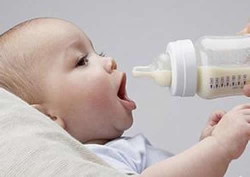 母乳和奶粉能一起吃吗（母乳和奶粉能一起吃吗,先母乳后奶粉）