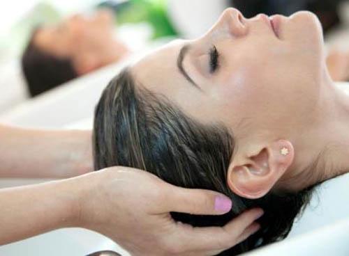 头发多久洗一次最健康（头发多久洗一次比较健康）