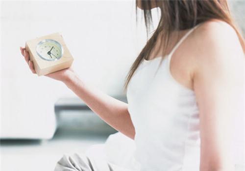 来月经了要怎么办才好(来月经该怎么办)