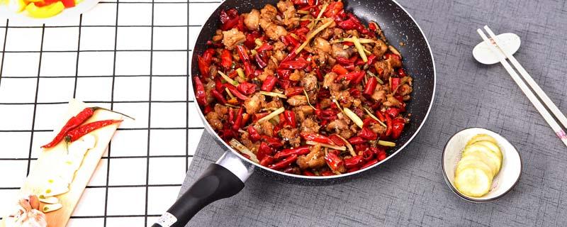 生锈的锅炒菜能吃吗（生锈的锅炒的菜能吃吗）