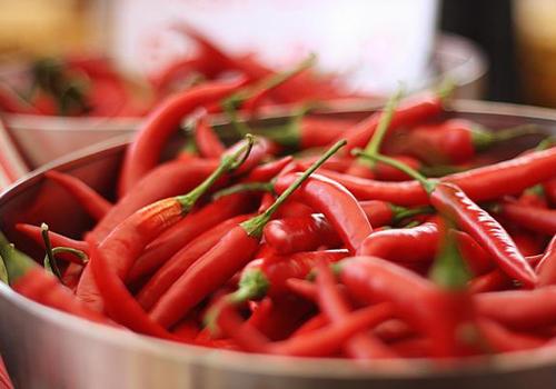 颈椎病不能吃的食物（颈椎病不能吃的食物蔬菜）