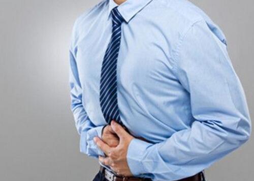 做仰卧起坐为什么胃疼 做仰卧起坐会胃疼吗