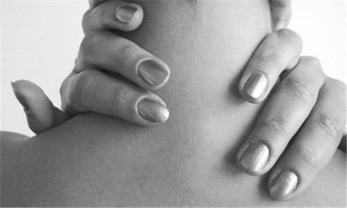 颈椎病犯了怎么办 坐月子颈椎病犯了怎么办